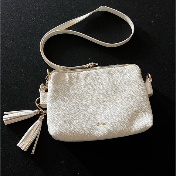 Small cream purse with gold chain tassels - Picture 3 of 4